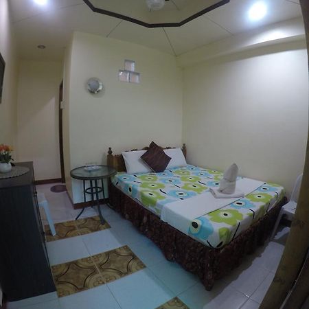 D'Lucky Garden Inn & Suites Tiniguiban Exteriér fotografie
