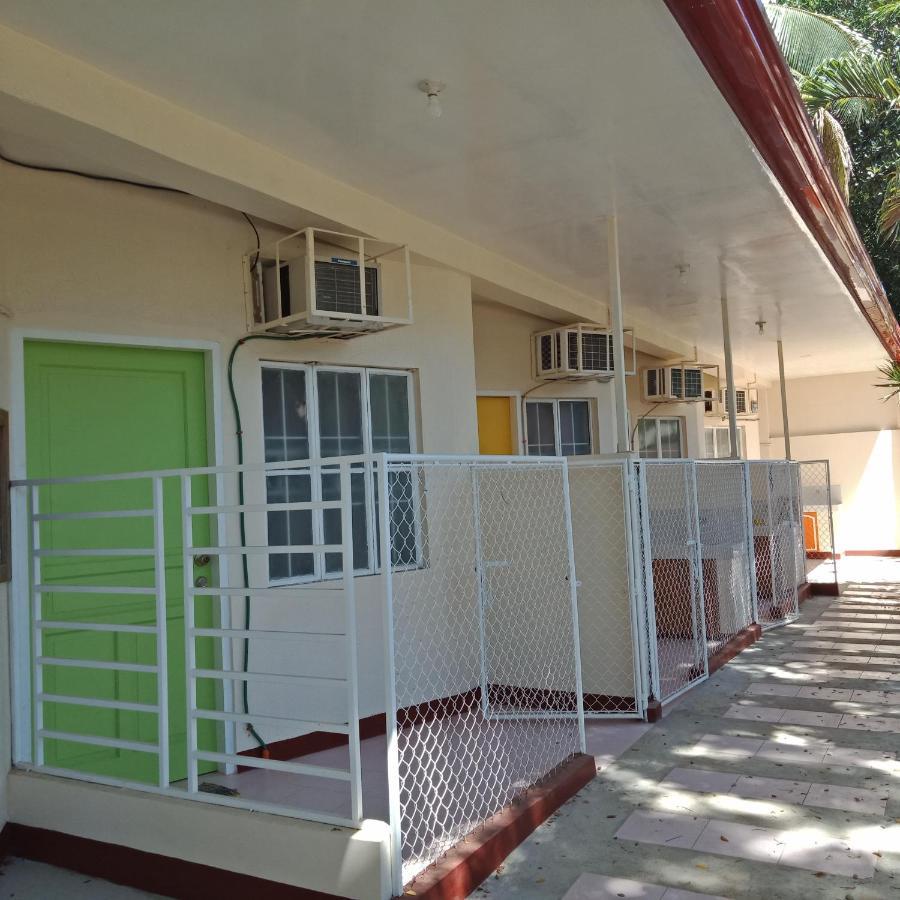 D'Lucky Garden Inn & Suites Tiniguiban Exteriér fotografie