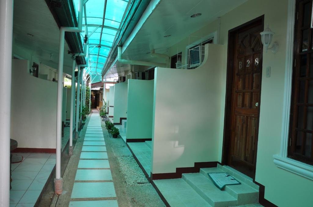 D'Lucky Garden Inn & Suites Tiniguiban Exteriér fotografie