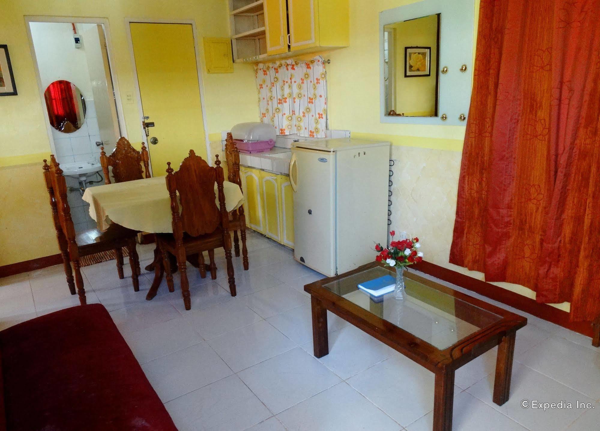 D'Lucky Garden Inn & Suites Tiniguiban Exteriér fotografie