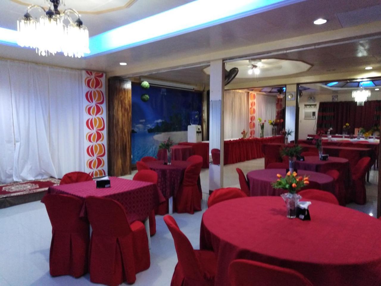 D'Lucky Garden Inn & Suites Tiniguiban Exteriér fotografie